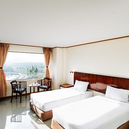 Sinkiat Thani Hotel Сатун Екстер'єр фото