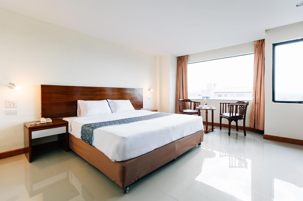 Sinkiat Thani Hotel Сатун Екстер'єр фото